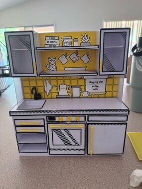 MGA's Miniverse Make It Mini Kitchen Playset With UV Light Pre Owned